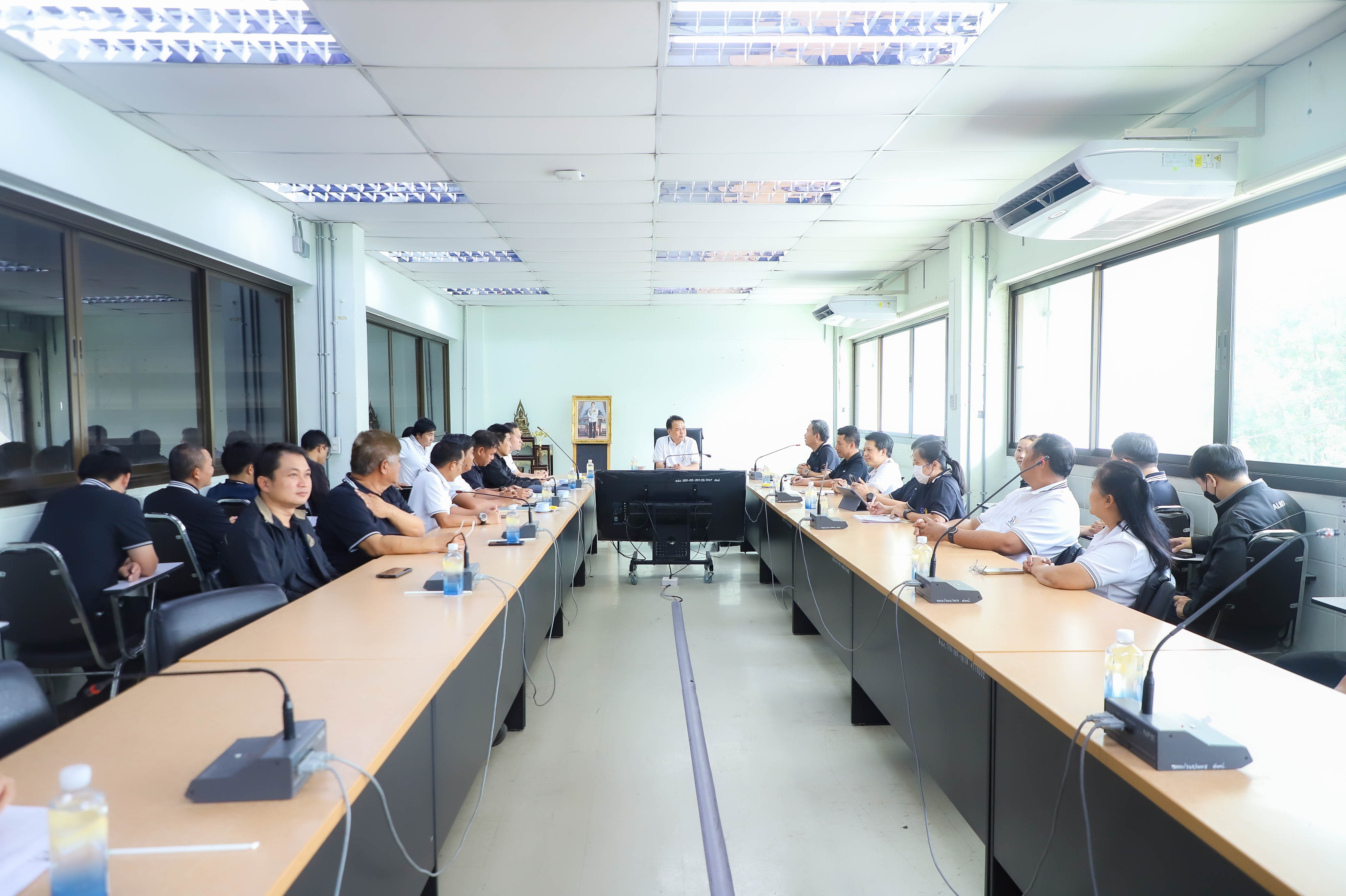 title - รองเลขาฯ ส.ป.ก. ลงพื้นที่มอบนโยบายการดำเนินงานแก่ สพป. พร้อมทั้งตรวจเยี่ยม ส.ป.ก.ปทุมธานี